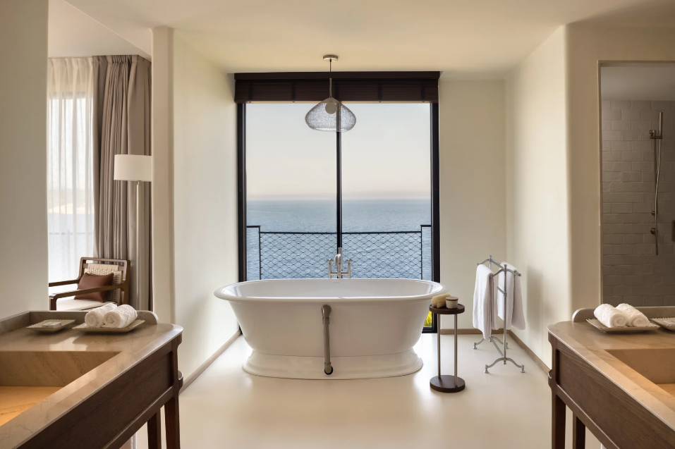 Sea Scape One Bedroom Suite