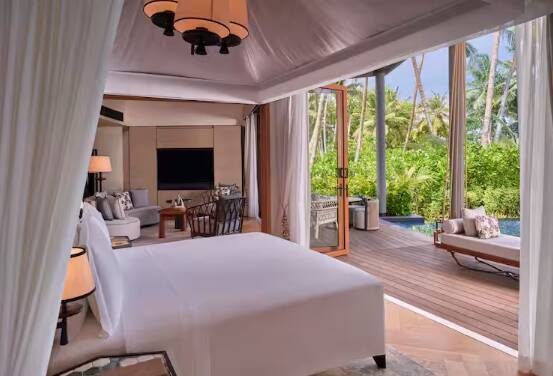 One Bedroom Hawksbill Pool Villa