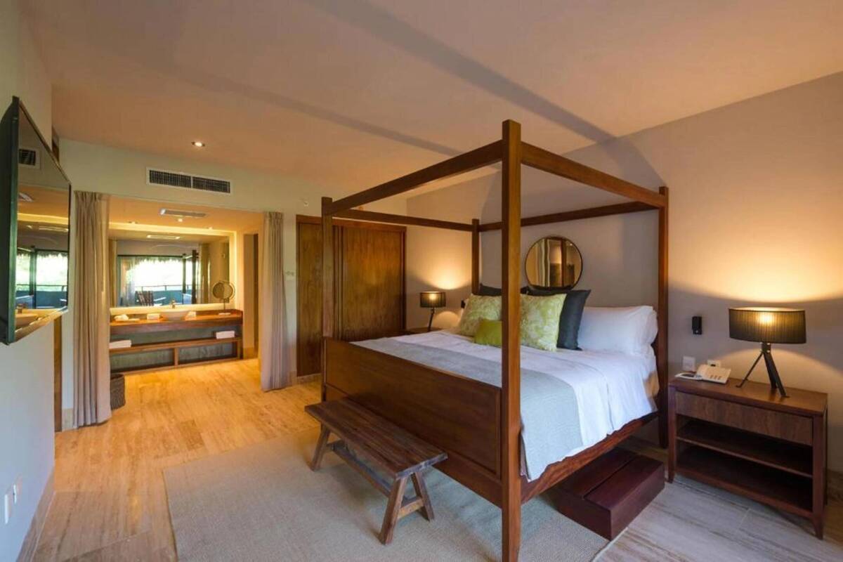 One Bedroom Suite