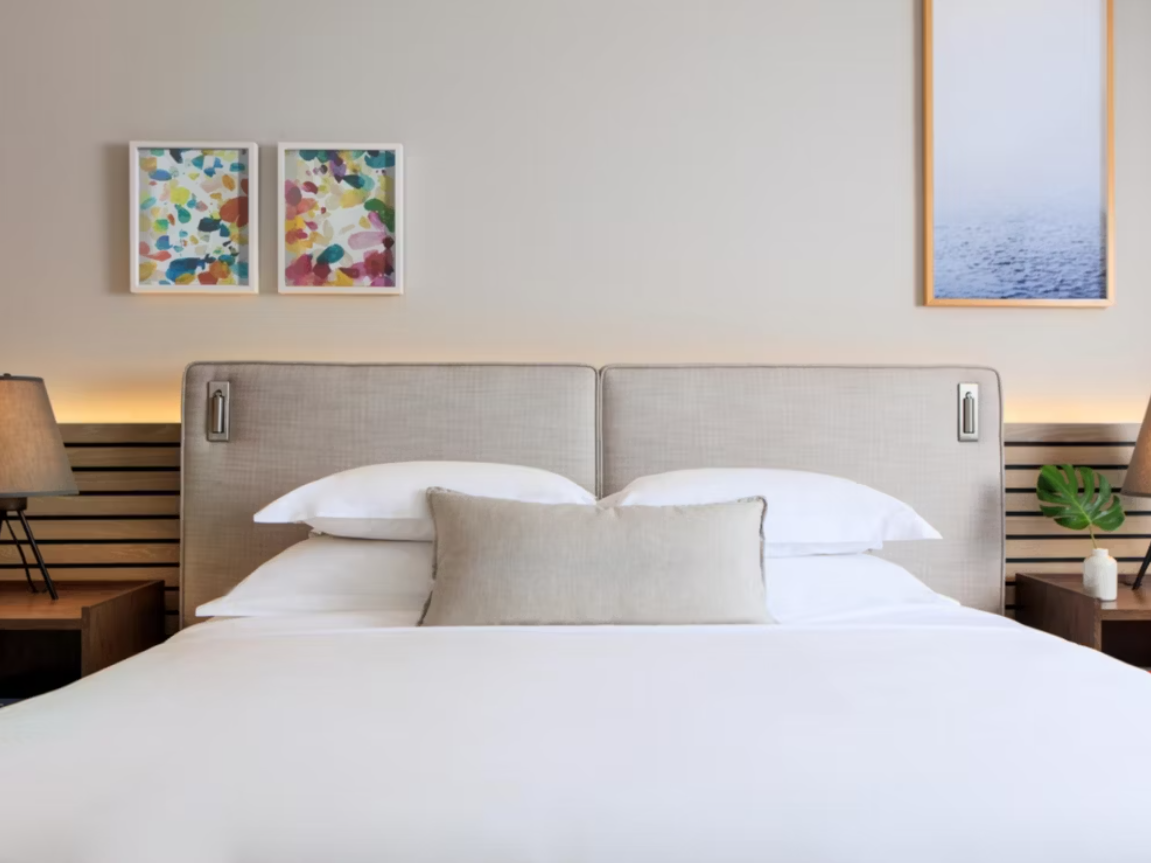 Essential Room 