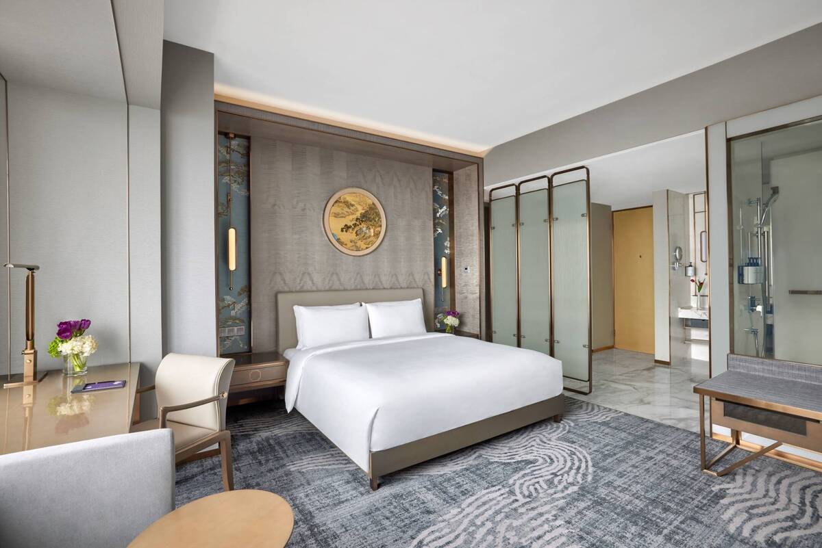 King Accessible Room
