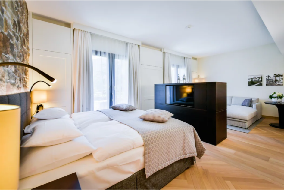 Deluxe Junior Suite with Balcony