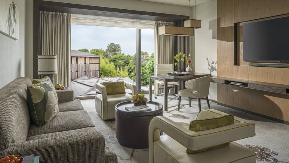 One Bedroom Premier Suite - Twin Beds