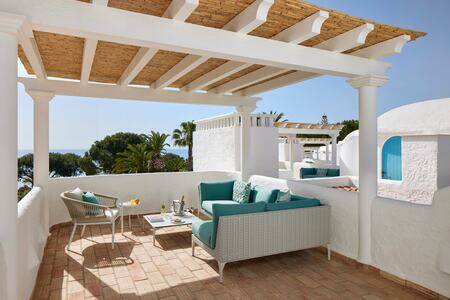 Oasis Suite Premium Rooftop