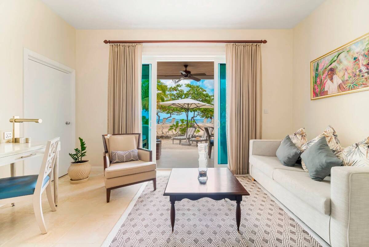 Seagrape Beach Suite