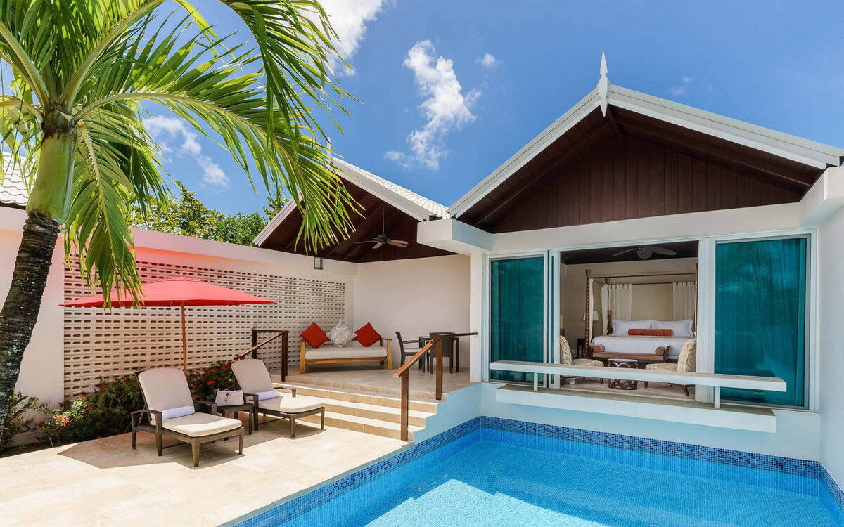 Luxury Almond Pool Suite