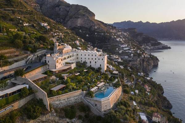 Monastero Santa Rosa Hotel & Spa