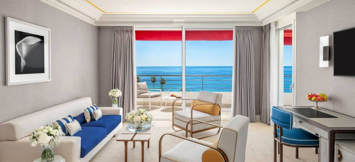 Prestige Sea View Terrace Suite