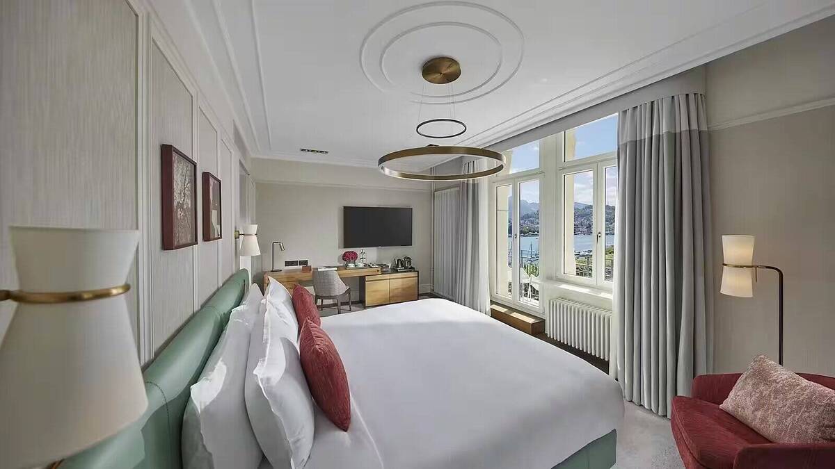 Deluxe Lake View Room with Balcony