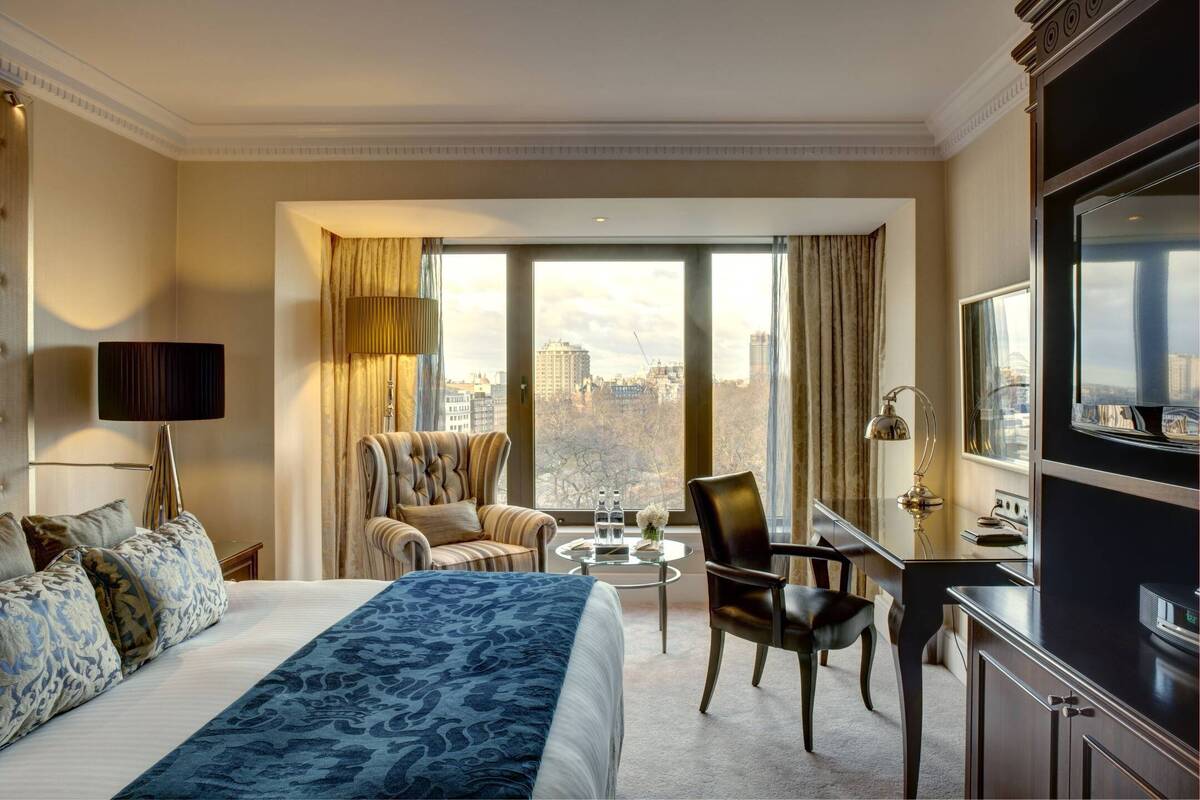 Mayfair Premium Room