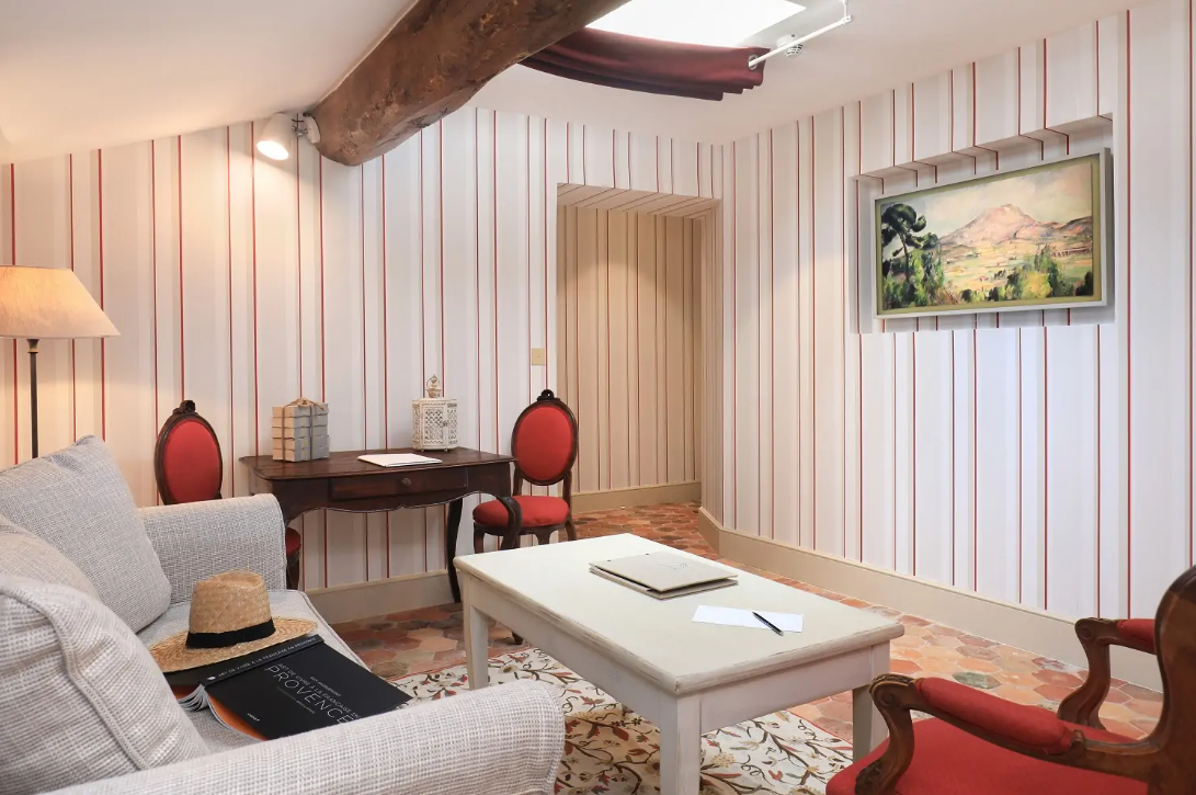 Berne Castle Suite