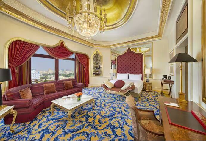Qasr Junior Suite Partial Sea view