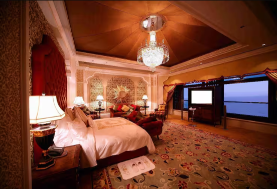 Qasr Royal Suite
