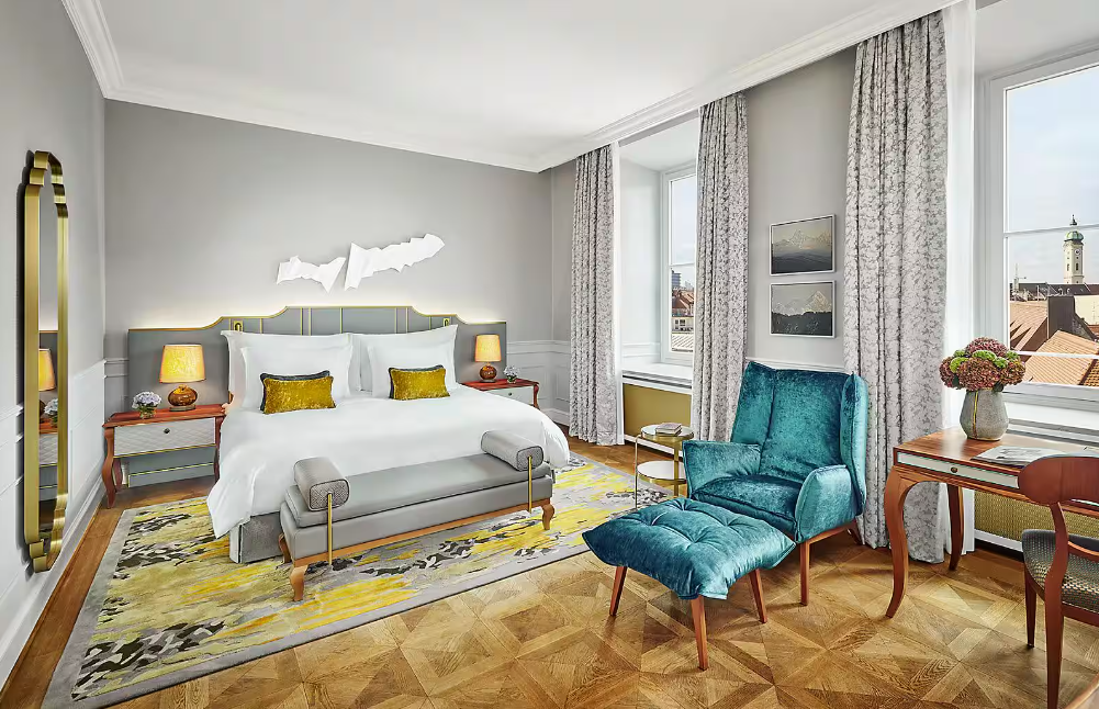 Premier Deluxe Room 