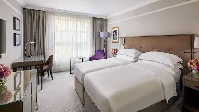 Twin Deluxe Room