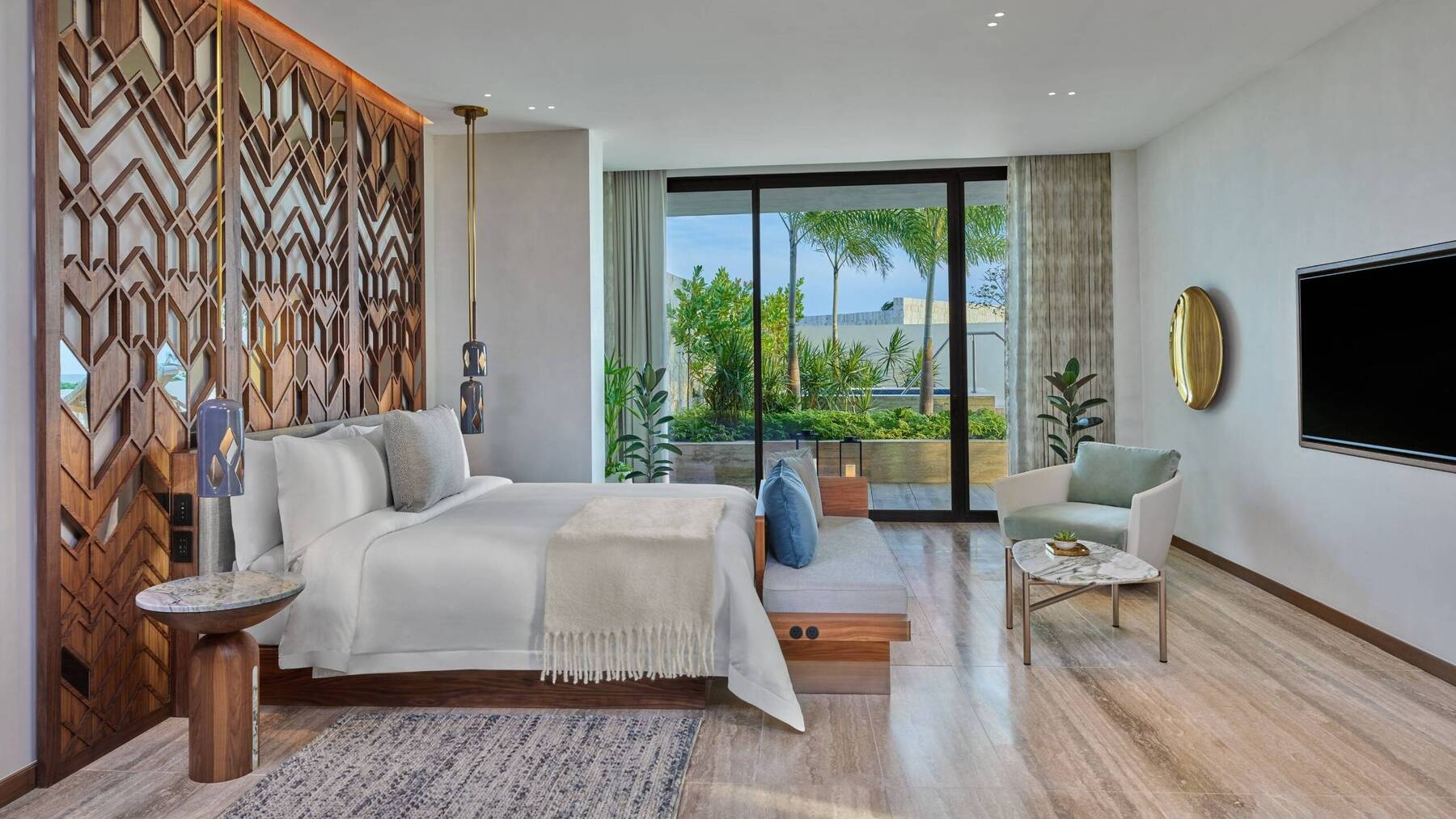 John Jacob Astor Suite  King Ocean view Corner room Plunge pool Terrace