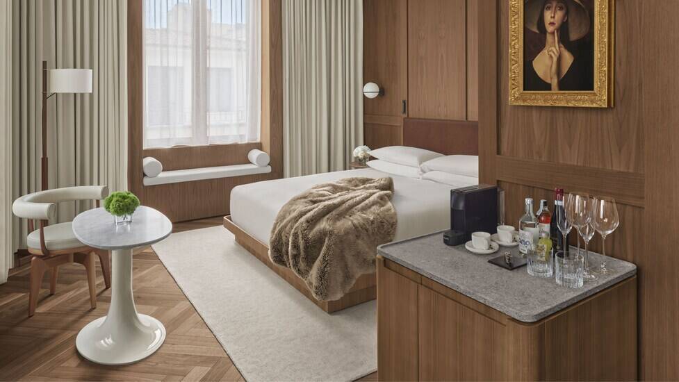 Deluxe Room King or Twin