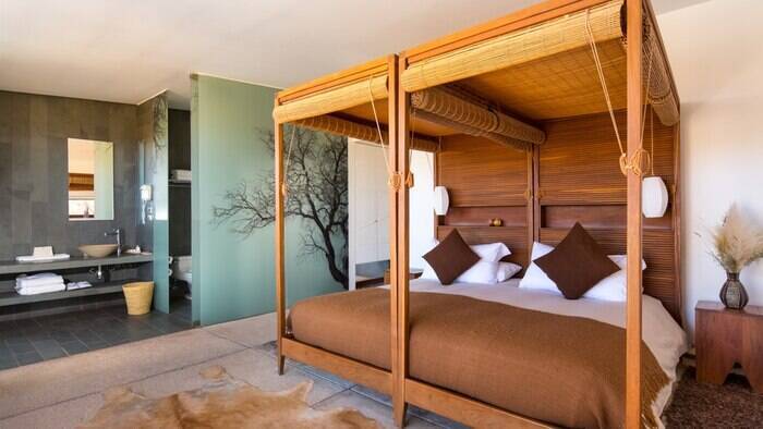 Oriente Room