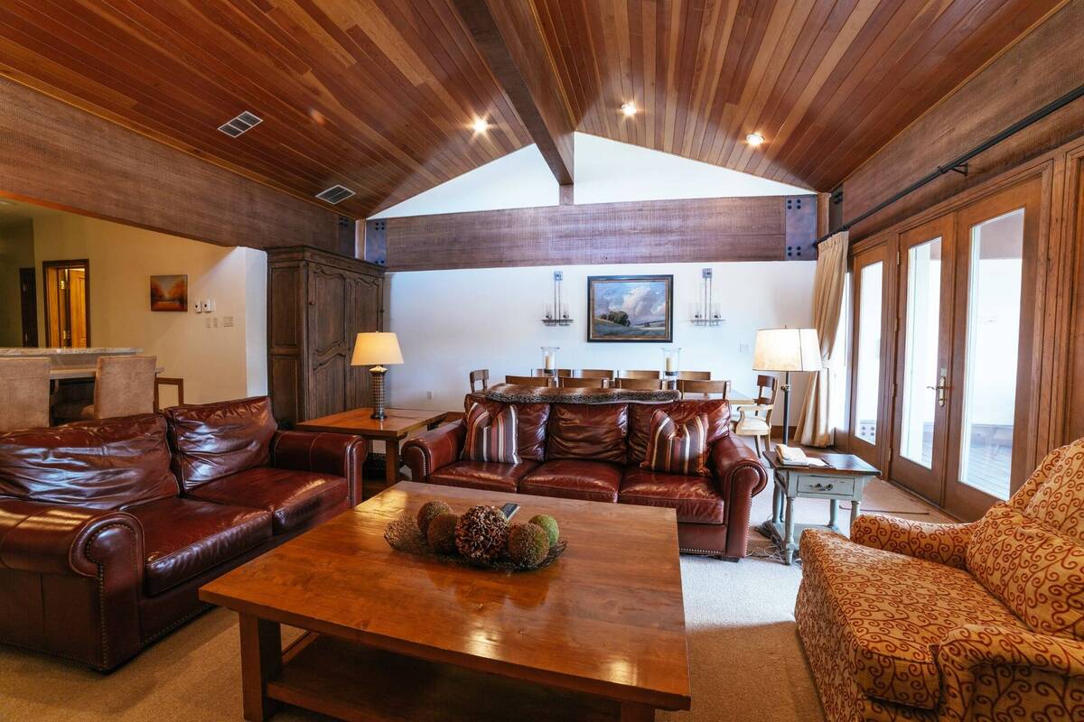 Flagstaff Three Bedroom Suite