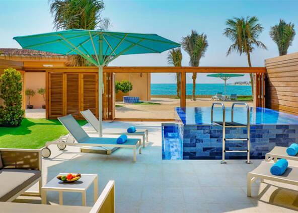 Deluxe Beach Pool Suite