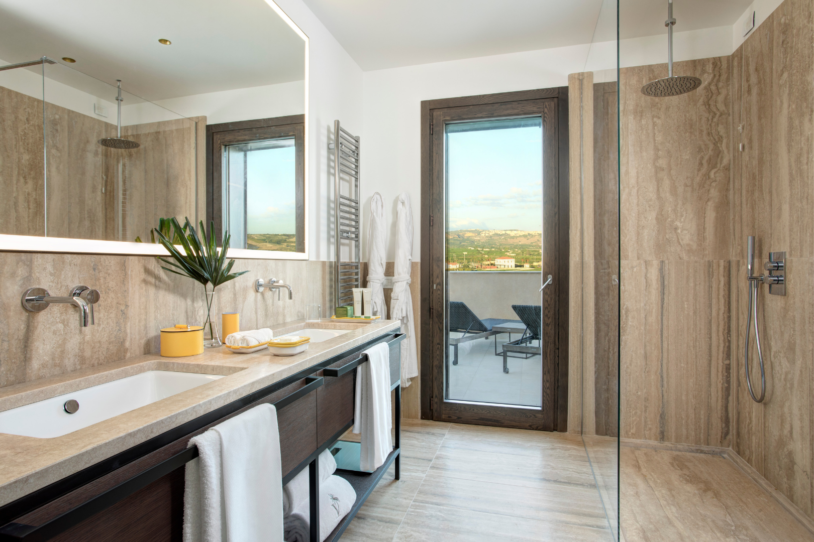 Villa Corallo Four Bedrooms Sea Front