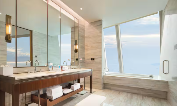 KING EXECUTIVE PREMIER SEA VIEW LOUNGE ACCESS