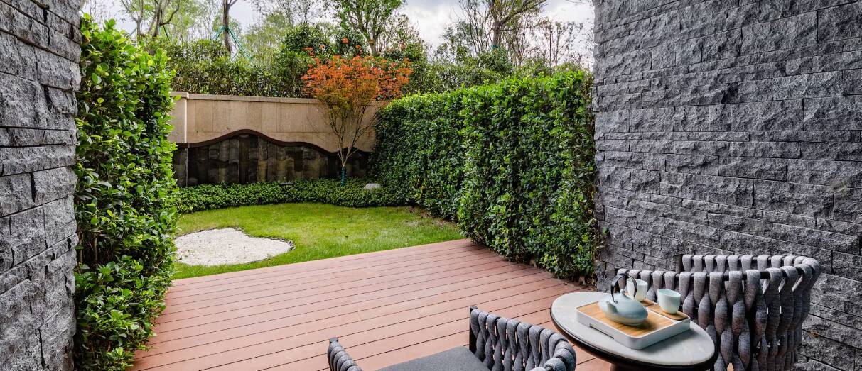 Premium Room with Garden incl. Breakfast