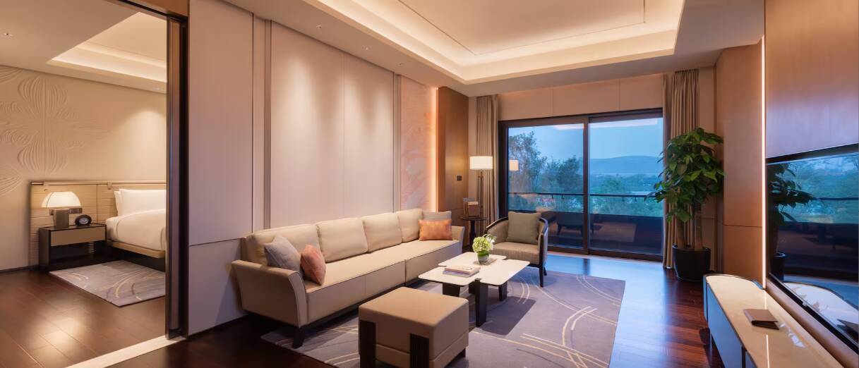 RedLevel Suite incl. Breakfast