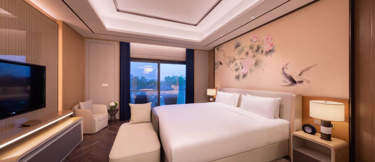Presidential Suite RedLevel incl. Breakfast