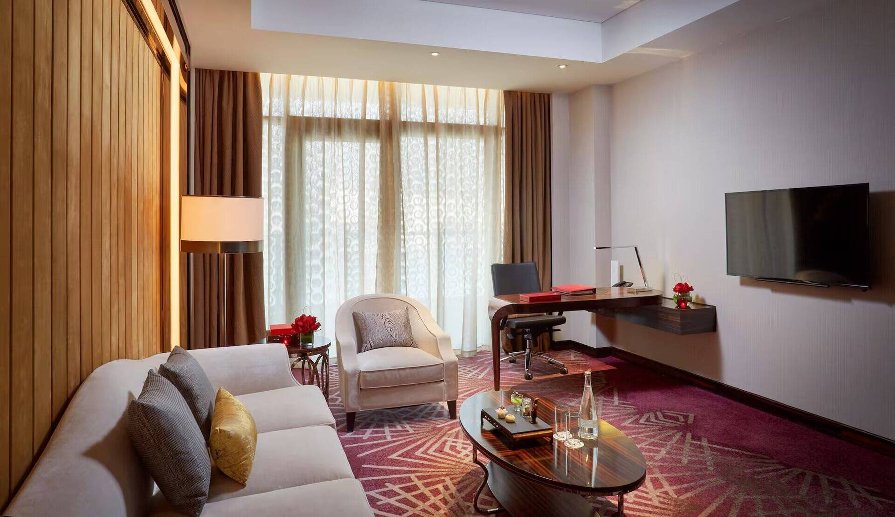 Red Level Junior Suite with Breakfast