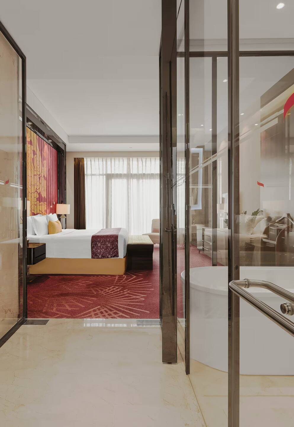 Gran Suite Red Level with Breakfast