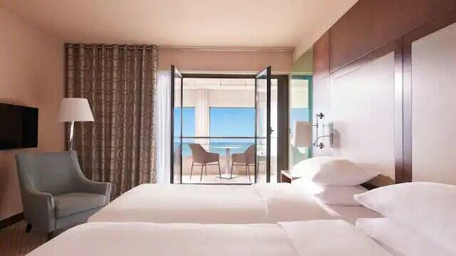 Twin Bed Sea View