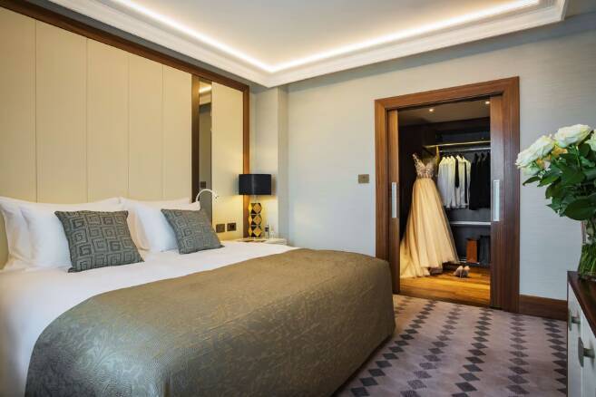 Deluxe Suite With Park View