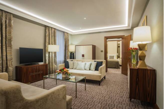 Deluxe Suite With Park View