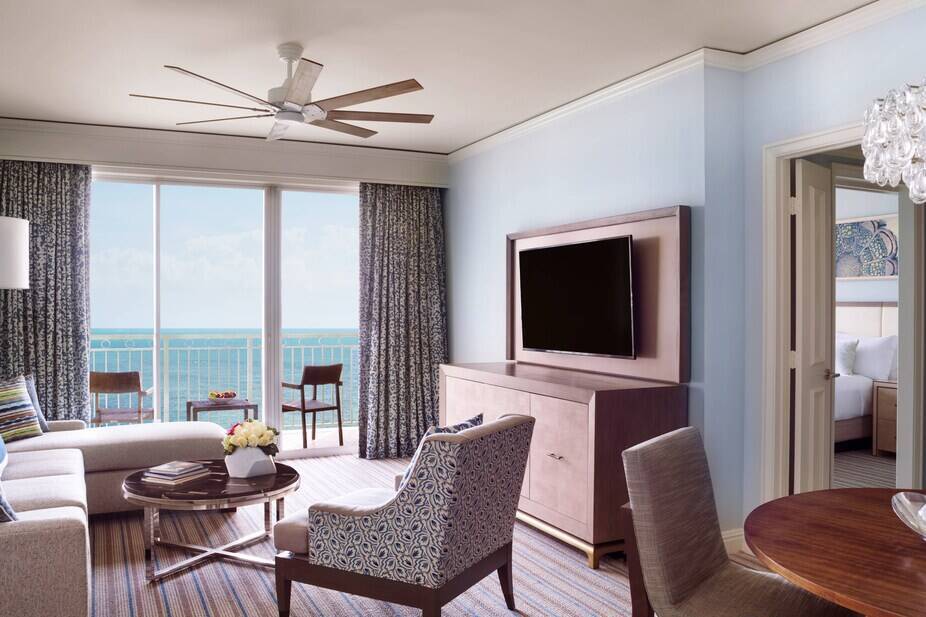 Club Oceanfront Suite