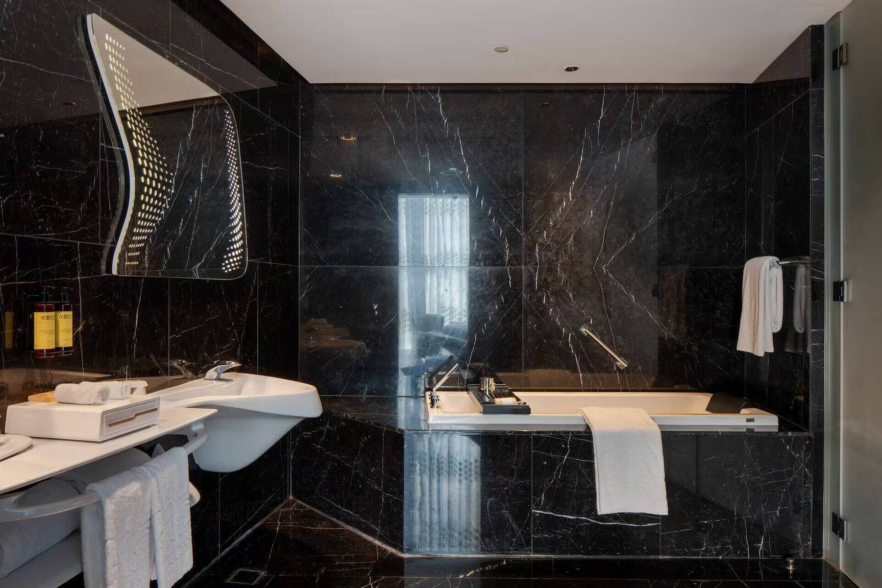Extra ME Junior Suite with Burj Khalifa View with Jacuzzi
