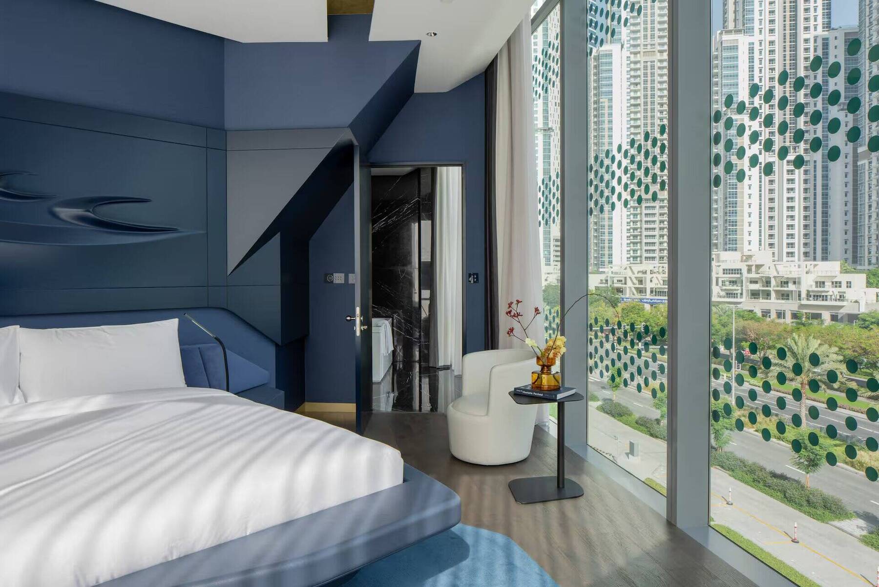 Ultimate ME Suite with Burj Khalifa view with Jacuzzi