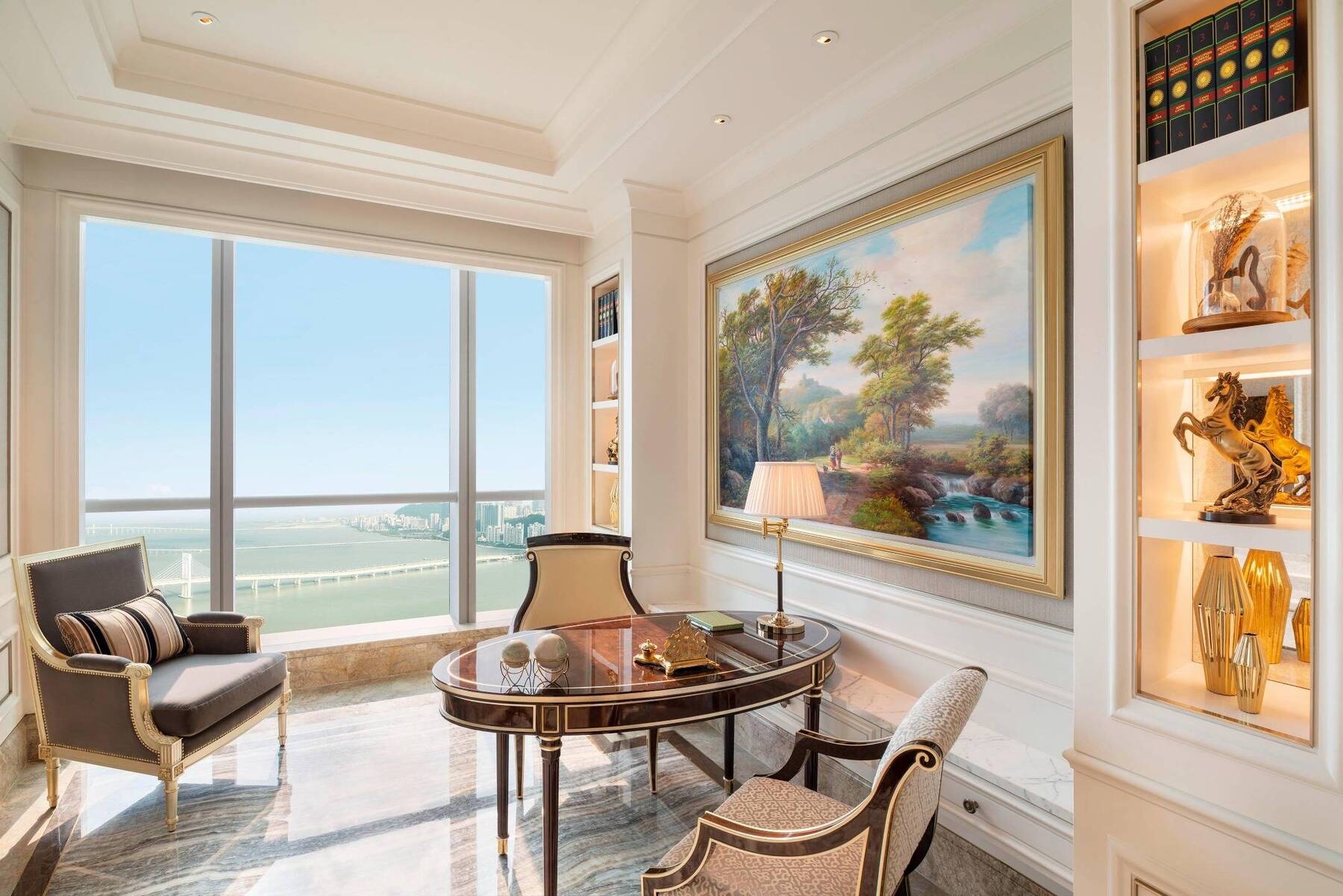 One Bedroom Ocean View Larger Suite (Caroline Astor)