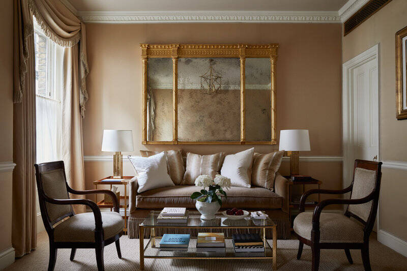 Victoria & Albert Suite