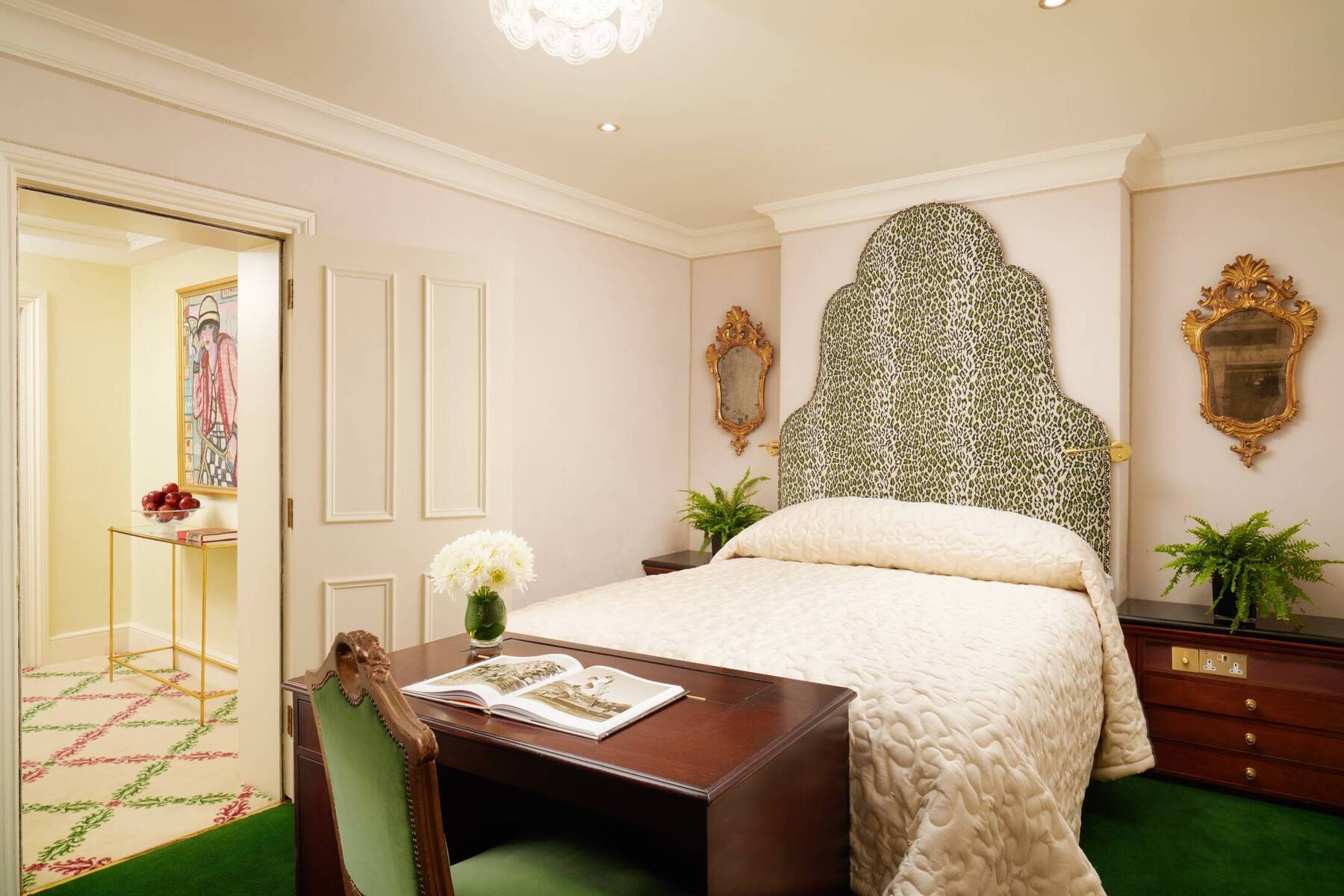 The Kensington Palace Three Bedroom Residence