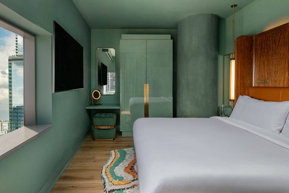 Deluxe Suite