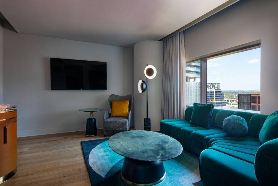 Deluxe Suite