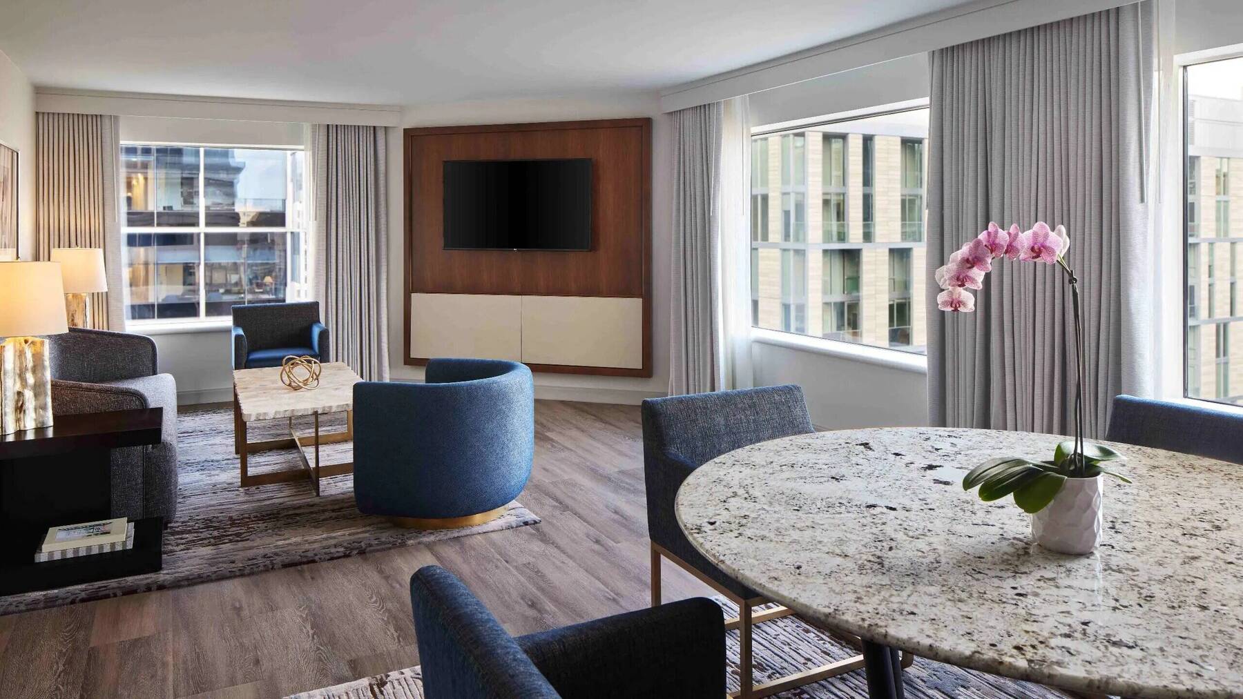 Lincoln Suite