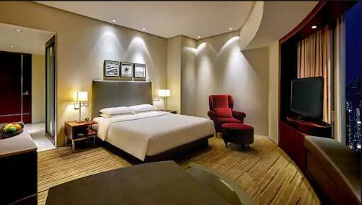 King Bed Corner