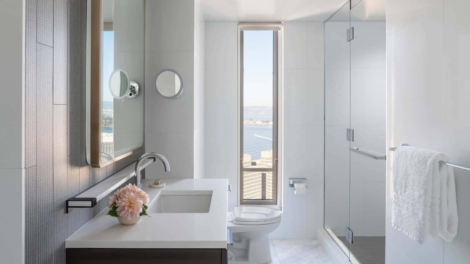 Bridge-View One-Bedroom Mobility-Accessible Suite Tub With Grab Bars