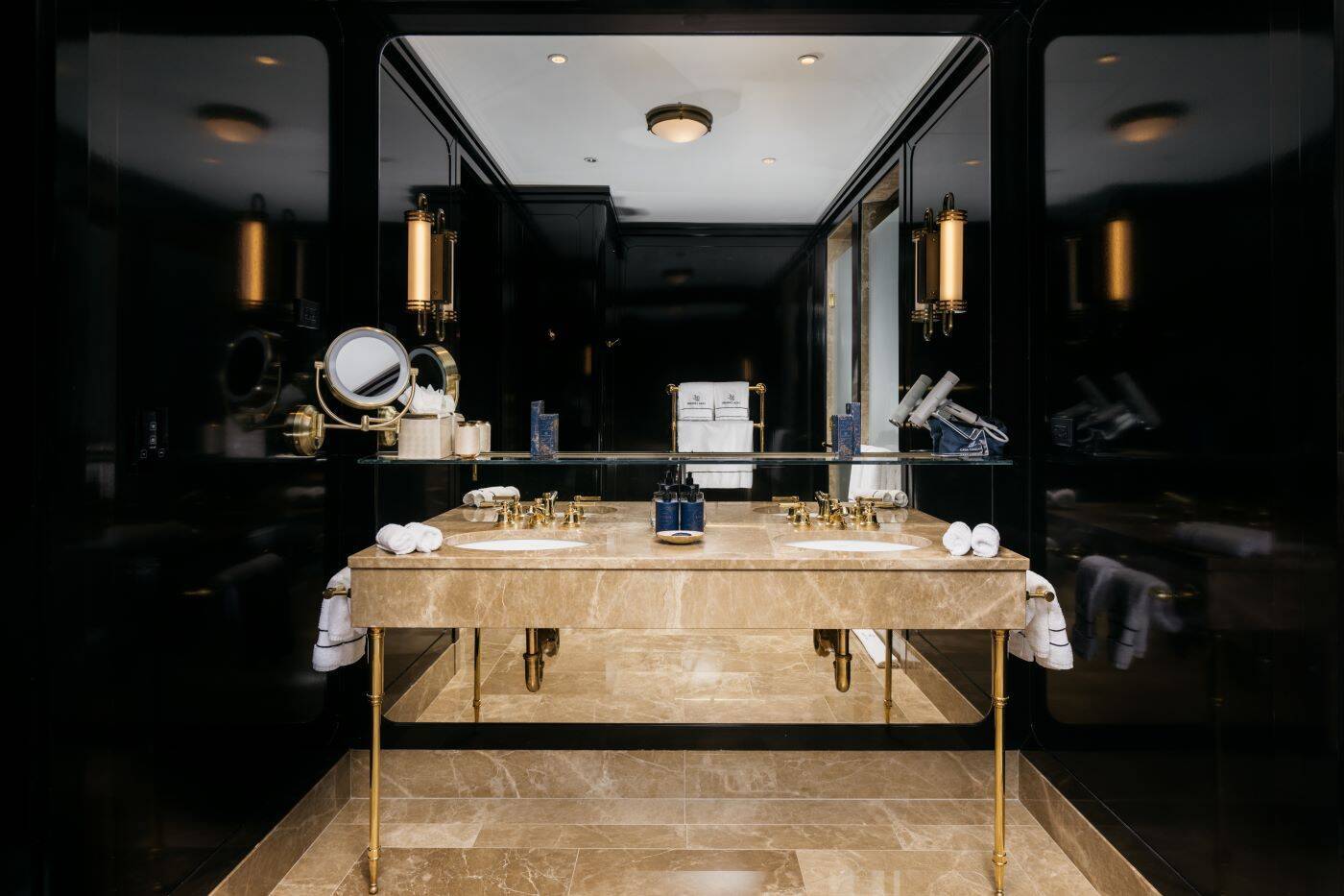 Williams Suite, River View