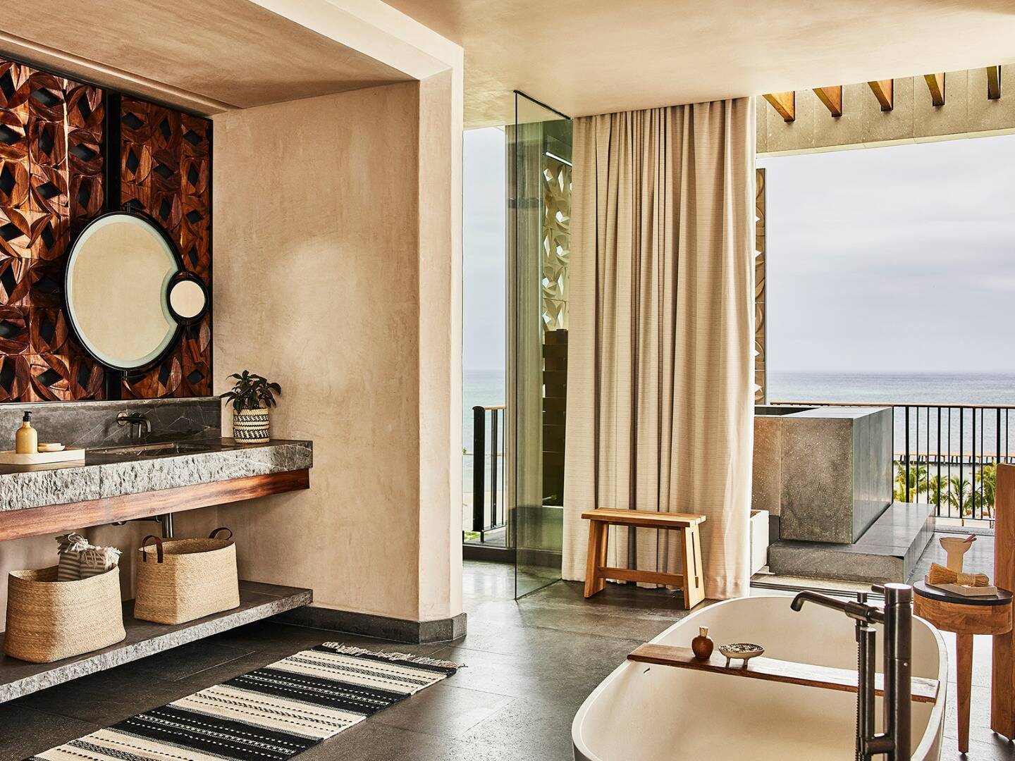 OCEAN STUDIO WITH PLUNGE POOL