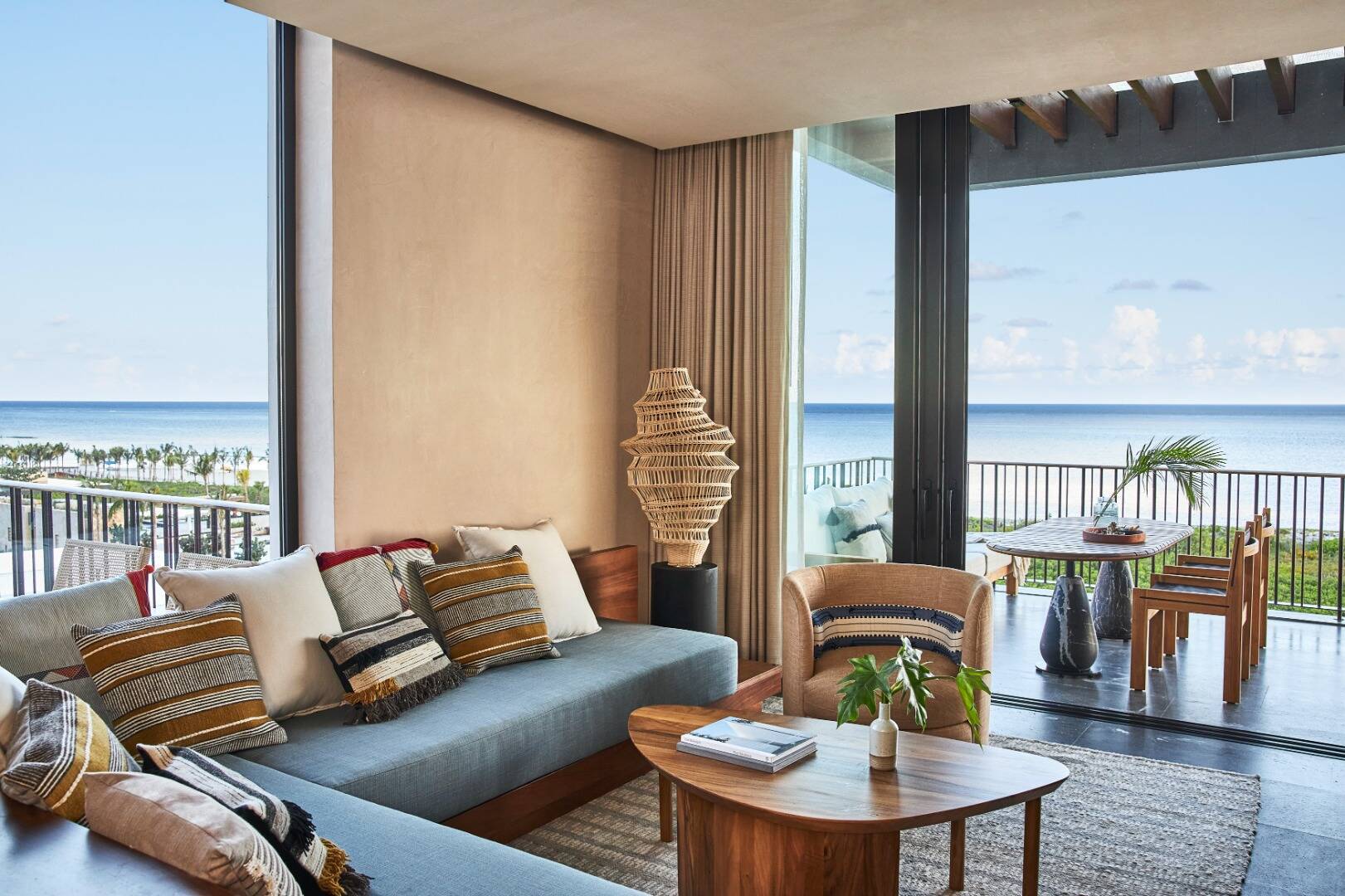 THREE BEDROOM OCEAN PENTHOUSE WITH PLUNGE POOL
