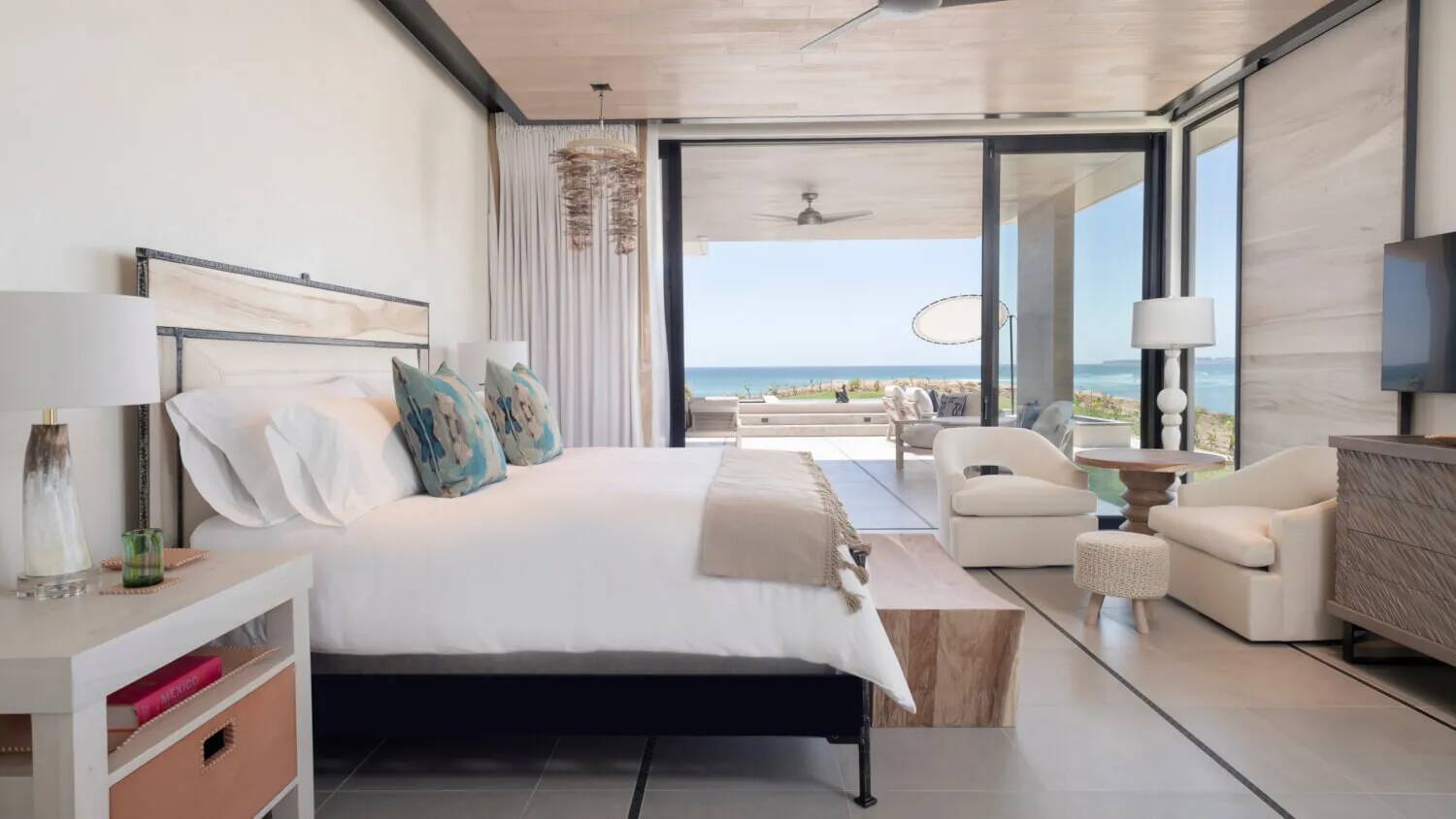 Four Bedroom Oceanfront Cliffside Residence with Pool