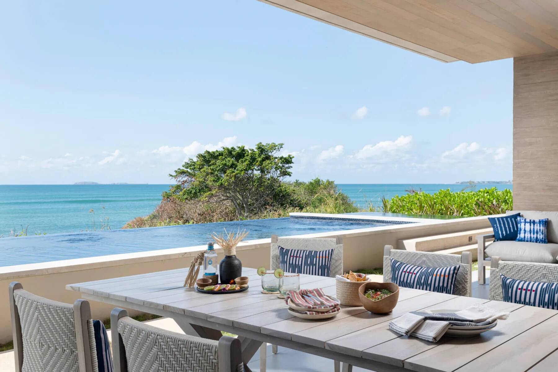 Four Bedroom Oceanfront Cliffside Residence with Pool